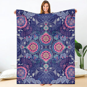 Ornamental Paisley Mandala Print Blanket