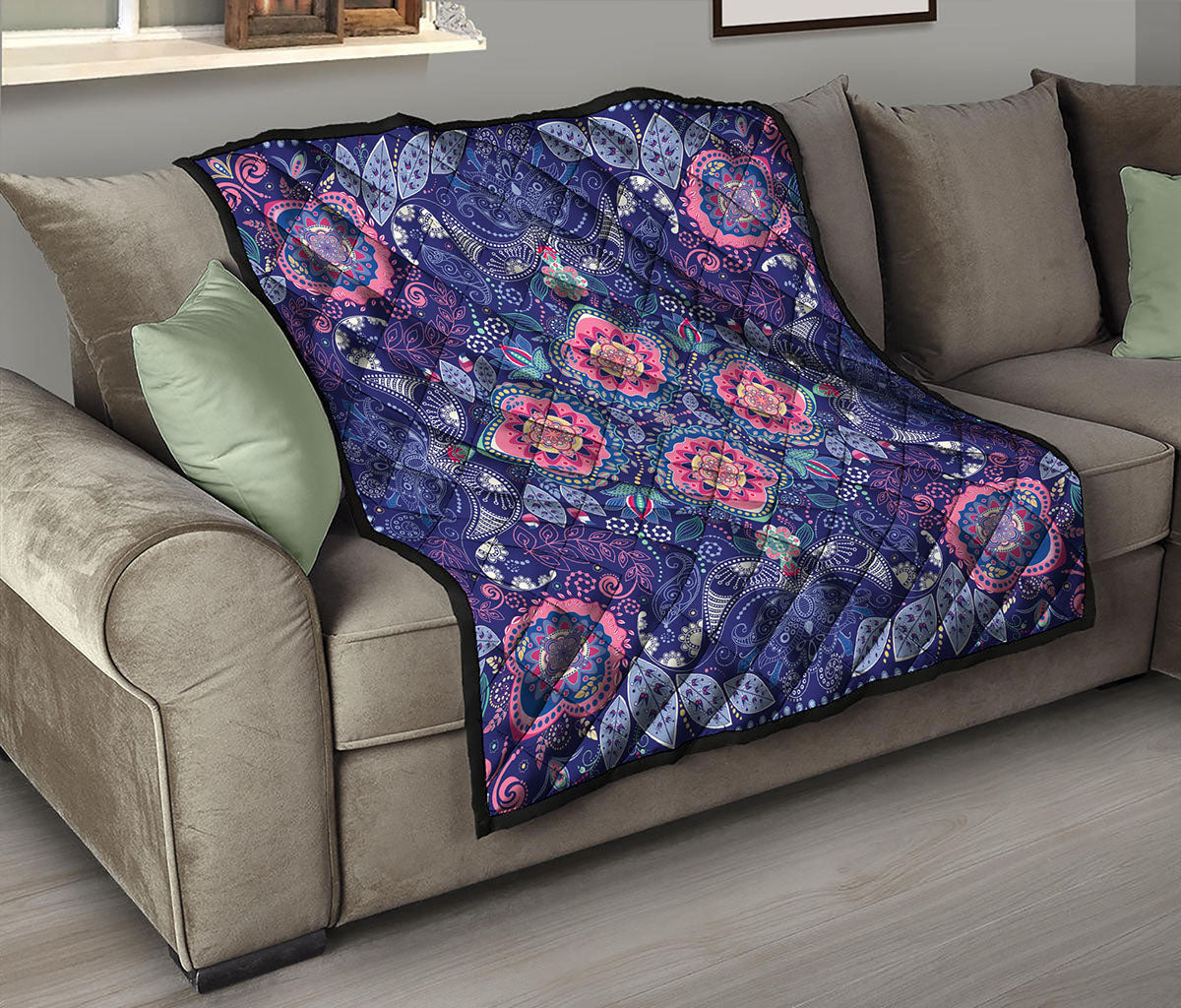 Ornamental Paisley Mandala Print Quilt