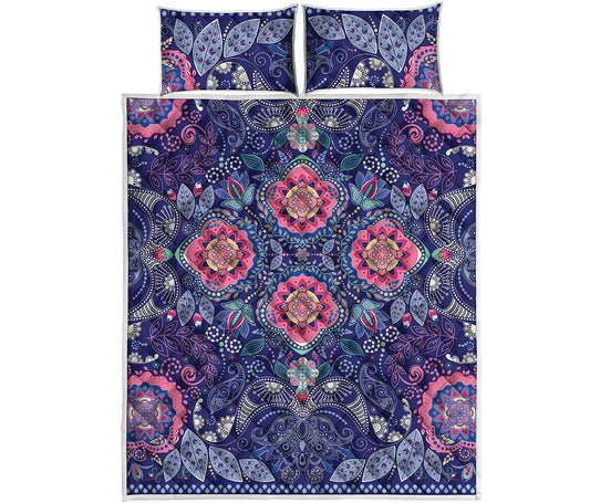 Ornamental Paisley Mandala Print Quilt Bed Set