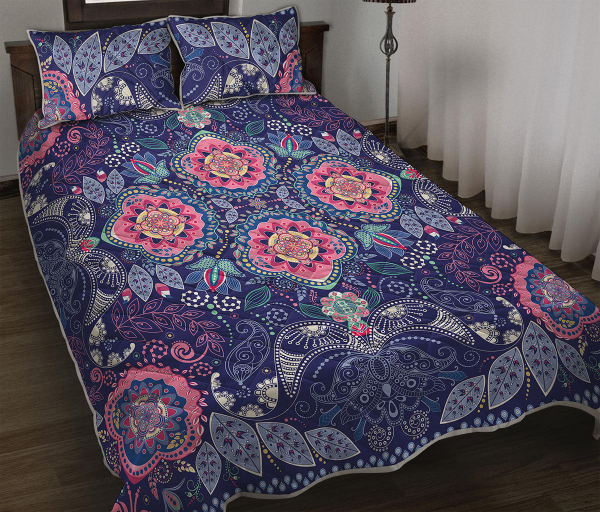 Ornamental Paisley Mandala Print Quilt Bed Set