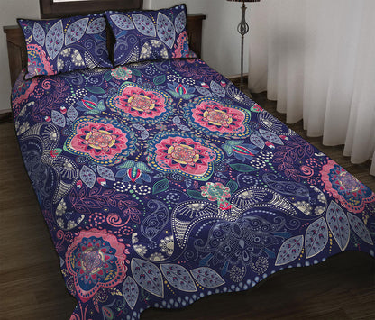 Ornamental Paisley Mandala Print Quilt Bed Set