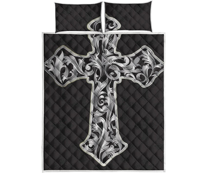 Ornamental Silver Cross Print Quilt Bed Set