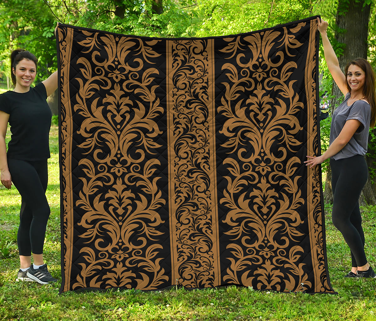 Ornamental Western Damask Print Quilt