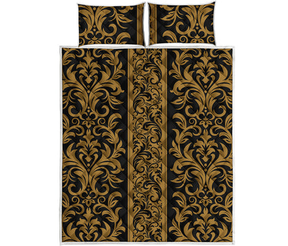 Ornamental Western Damask Print Quilt Bed Set
