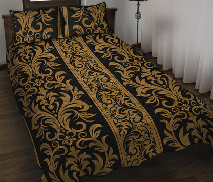 Ornamental Western Damask Print Quilt Bed Set