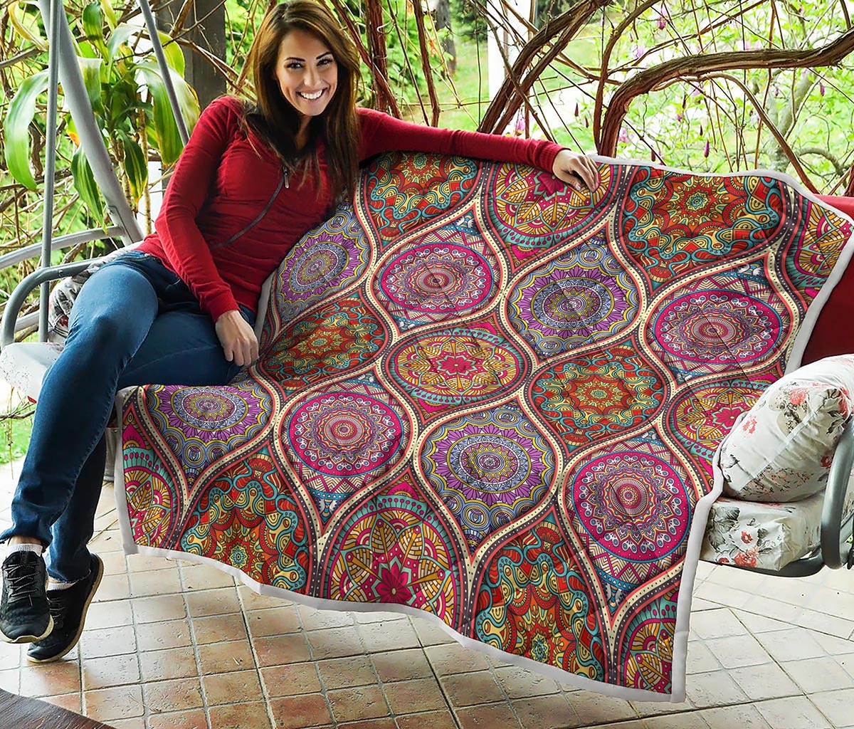 Oval Bohemian Mandala Patchwork Print Quilt