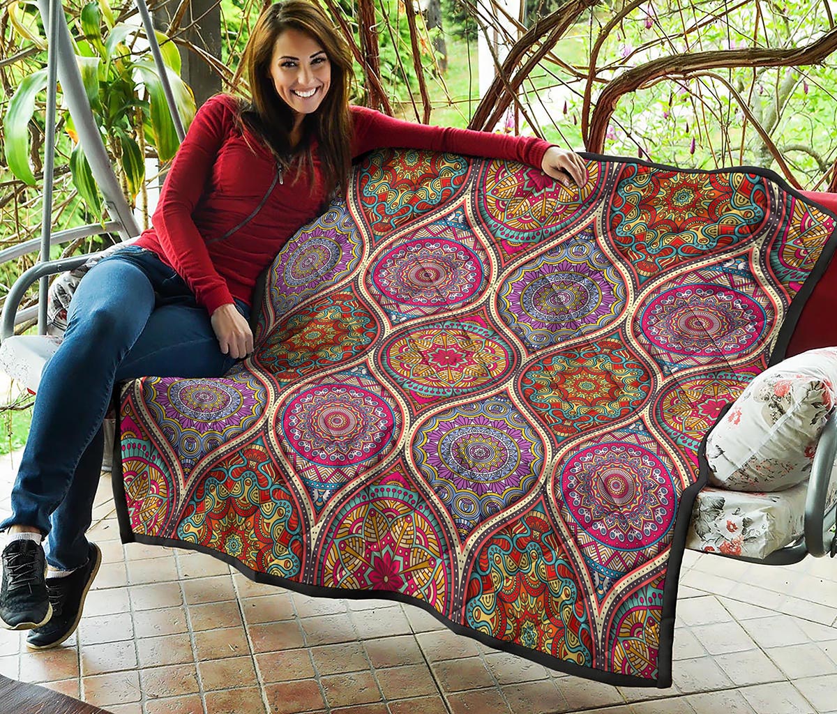 Oval Bohemian Mandala Patchwork Print Quilt
