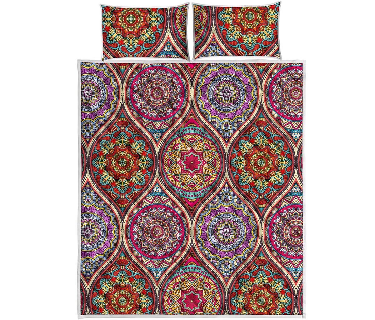 Oval Bohemian Mandala Patchwork Print Quilt Bed Set