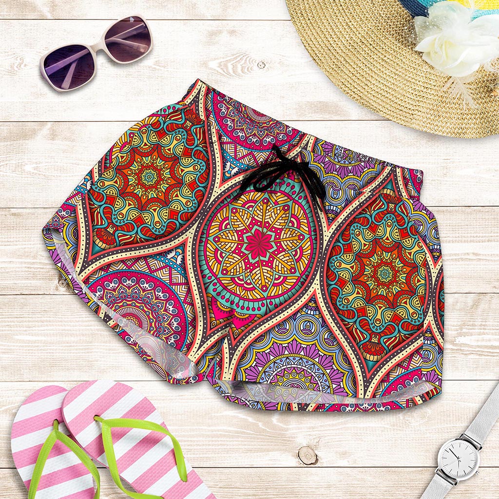 Oval Bohemian Mandala Patchwork Print Women's Shorts