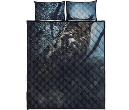 Owl At Night Print Quilt Bed Set