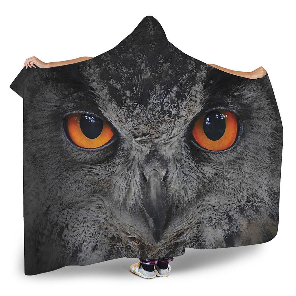 Owl Eyes Print Hooded Blanket