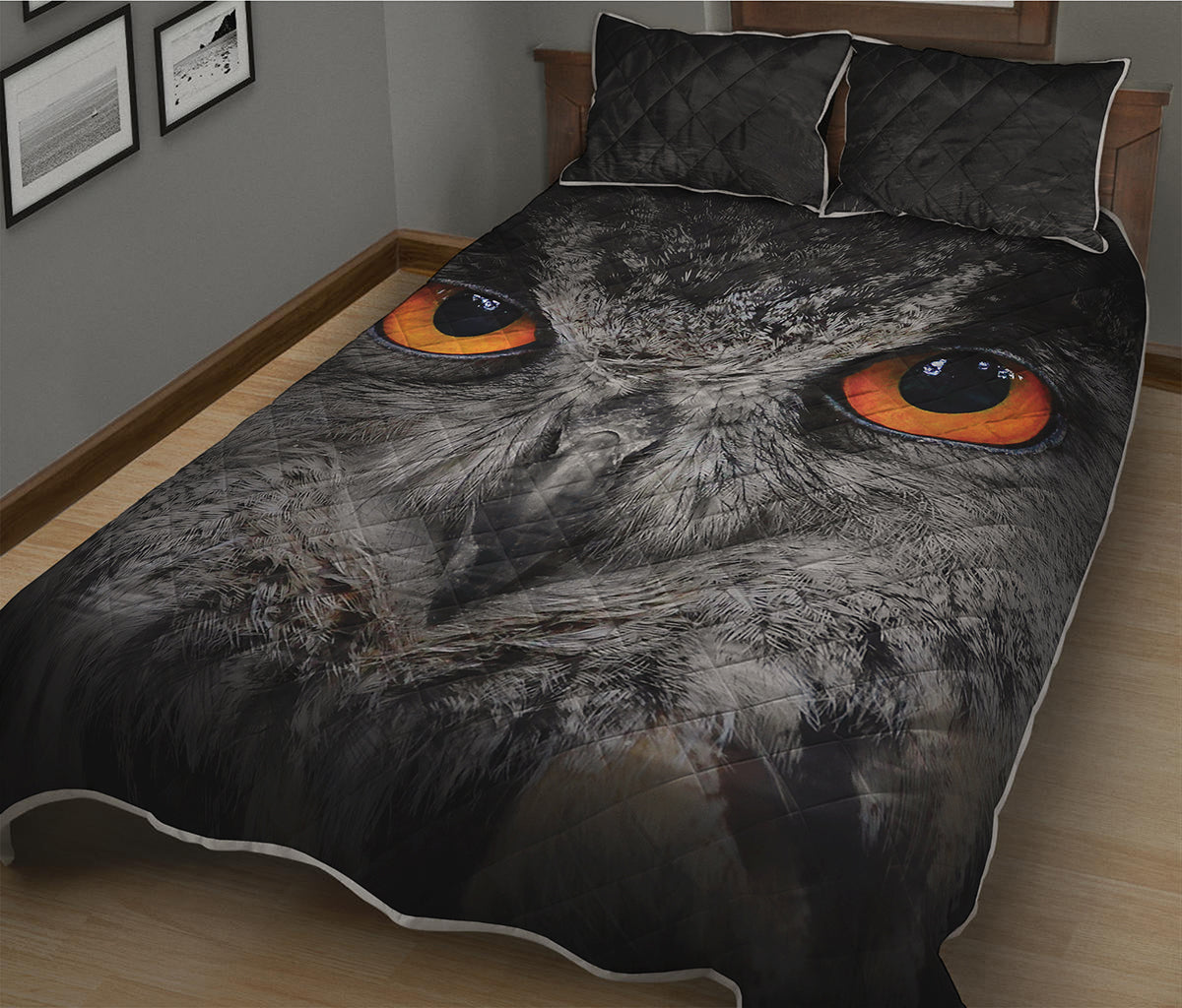 Owl Eyes Print Quilt Bed Set