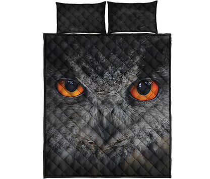 Owl Eyes Print Quilt Bed Set