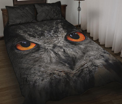 Owl Eyes Print Quilt Bed Set