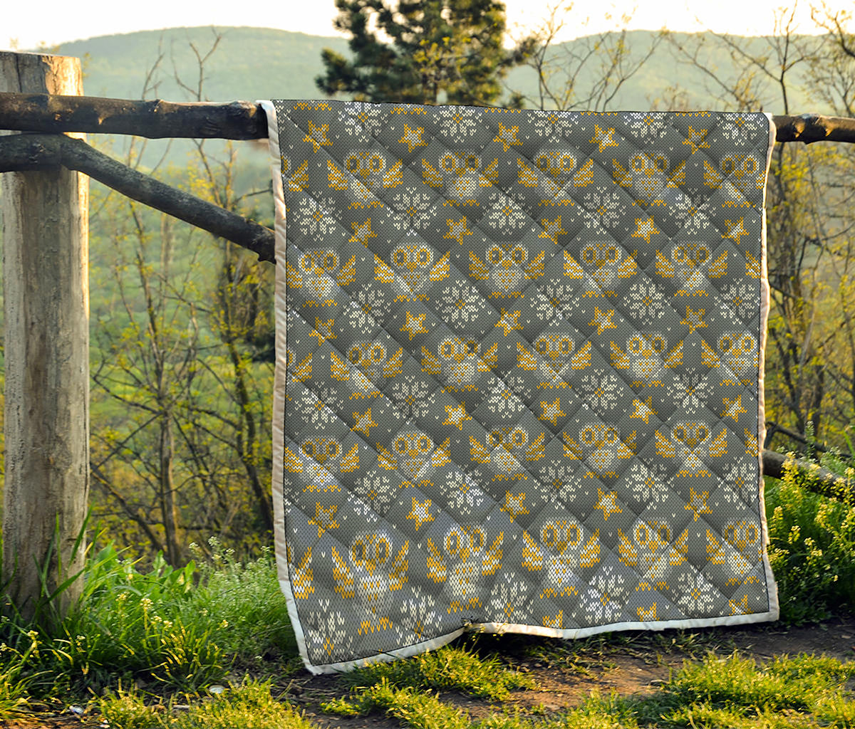 Owl Knitted Pattern Print Quilt