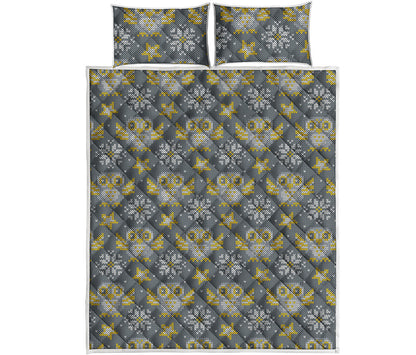 Owl Knitted Pattern Print Quilt Bed Set