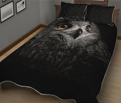 Owl Portrait Print Quilt Bed Set