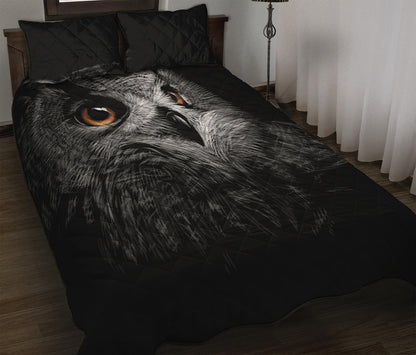 Owl Portrait Print Quilt Bed Set