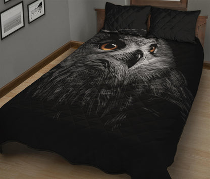 Owl Portrait Print Quilt Bed Set