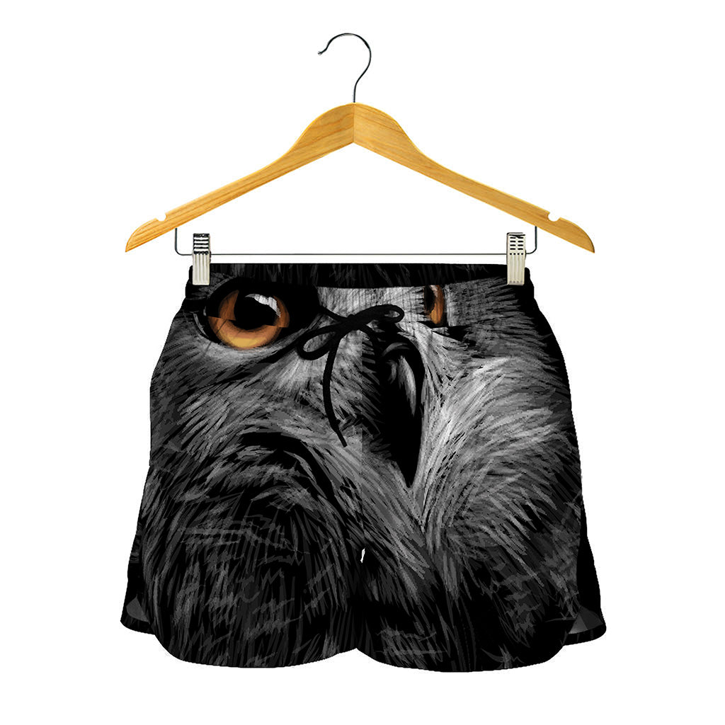 Owl Portrait Print Women's Shorts