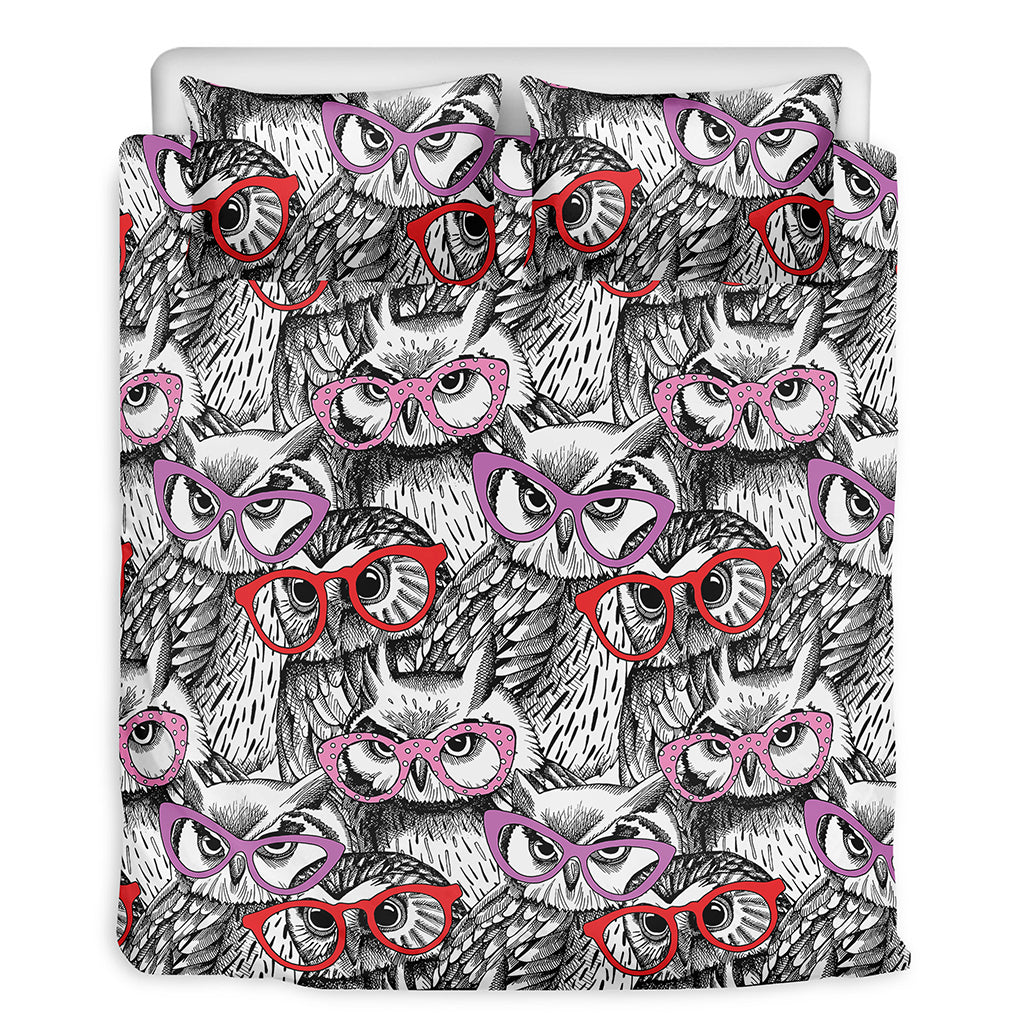 Owl With Glasses Pattern Print Duvet Cover Bedding Set