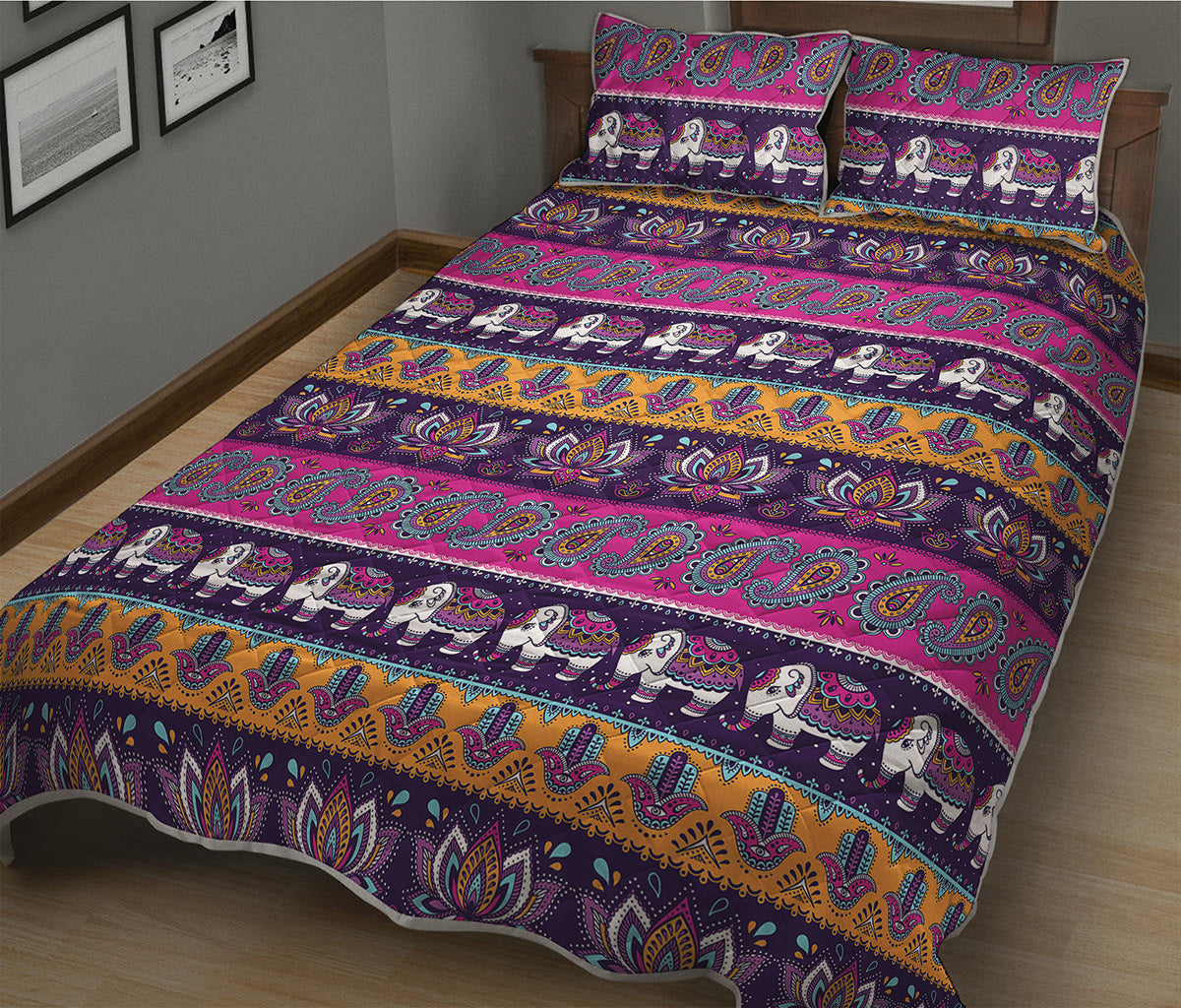 Paisley Elephant Hamsa Pattern Print Quilt Bed Set