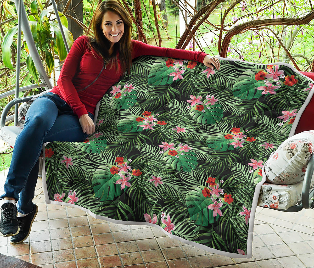 Palm Hawaiian Tropical Pattern Print Quilt