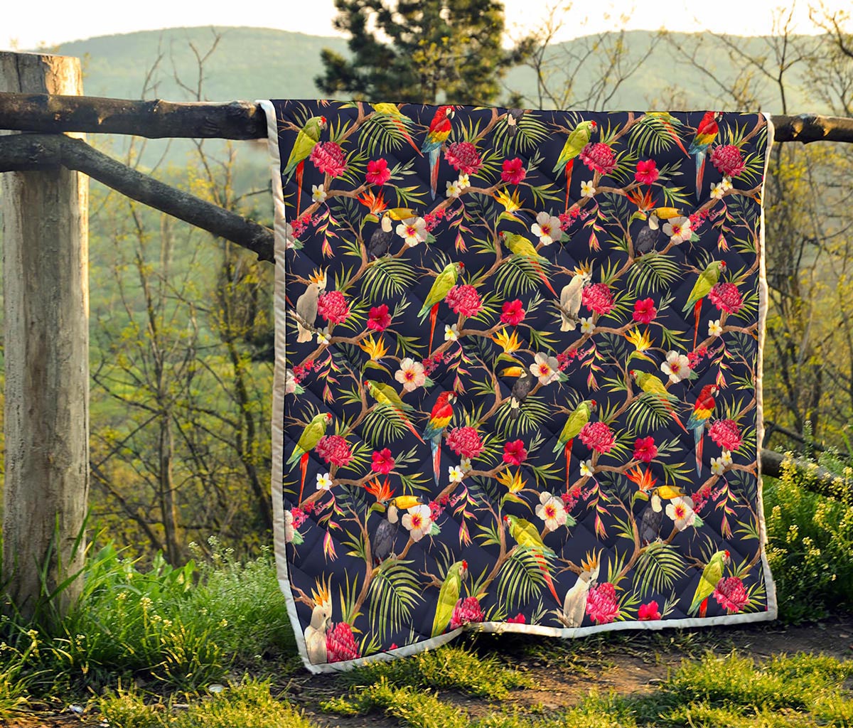 Parrot Toucan Tropical Pattern Print Quilt