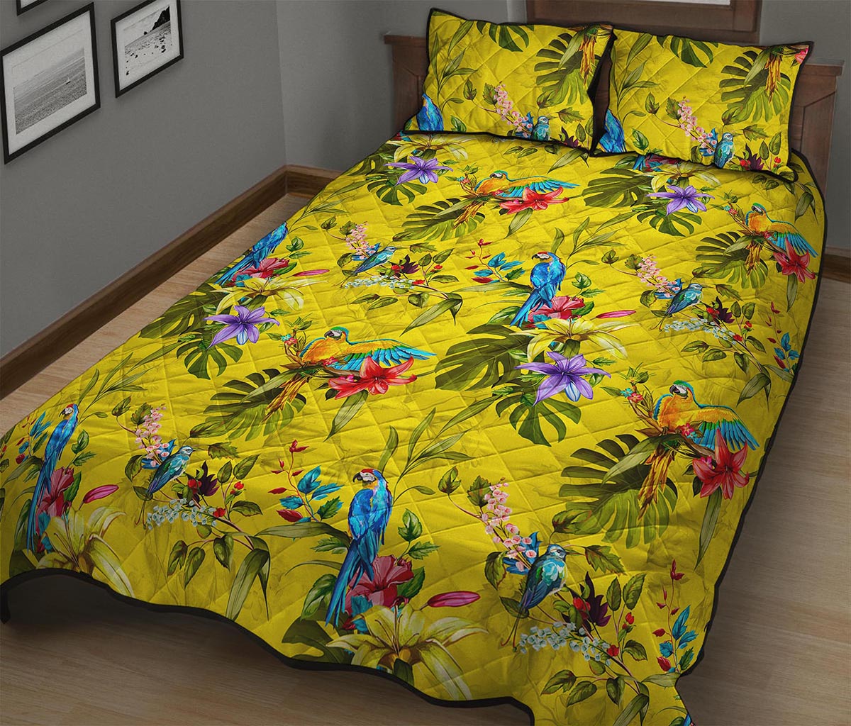 Parrot Tropical Pattern Print Quilt Bed Set