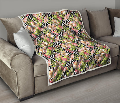 Pastel Alstroemeria Zigzag Pattern Print Quilt