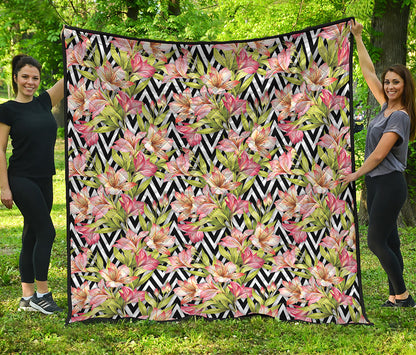 Pastel Alstroemeria Zigzag Pattern Print Quilt
