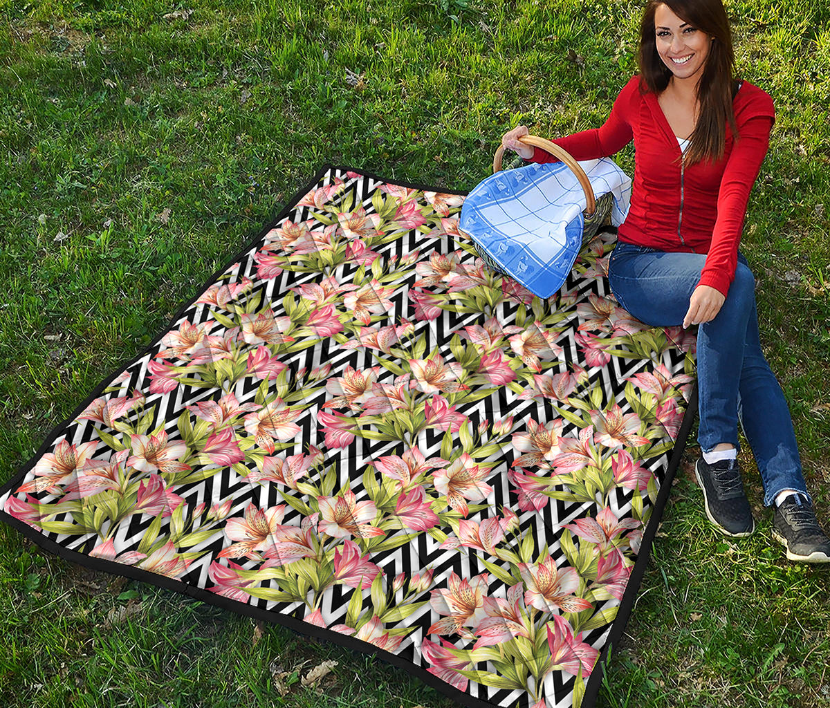 Pastel Alstroemeria Zigzag Pattern Print Quilt