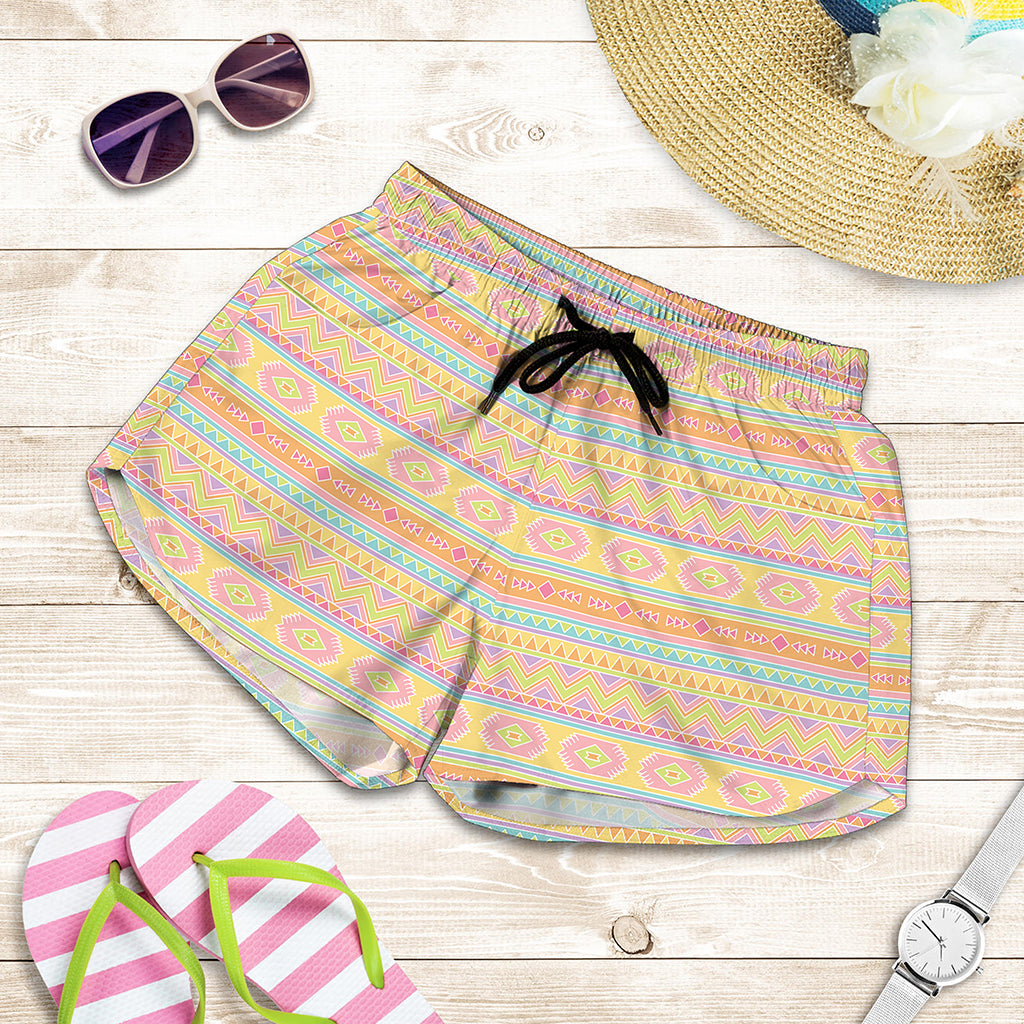 Pastel Aztec Tribal Pattern Print Women's Shorts