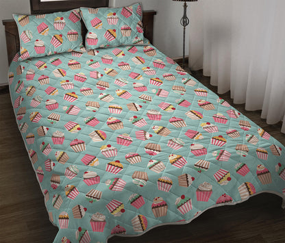 Pastel Cupcake Pattern Print Quilt Bed Set