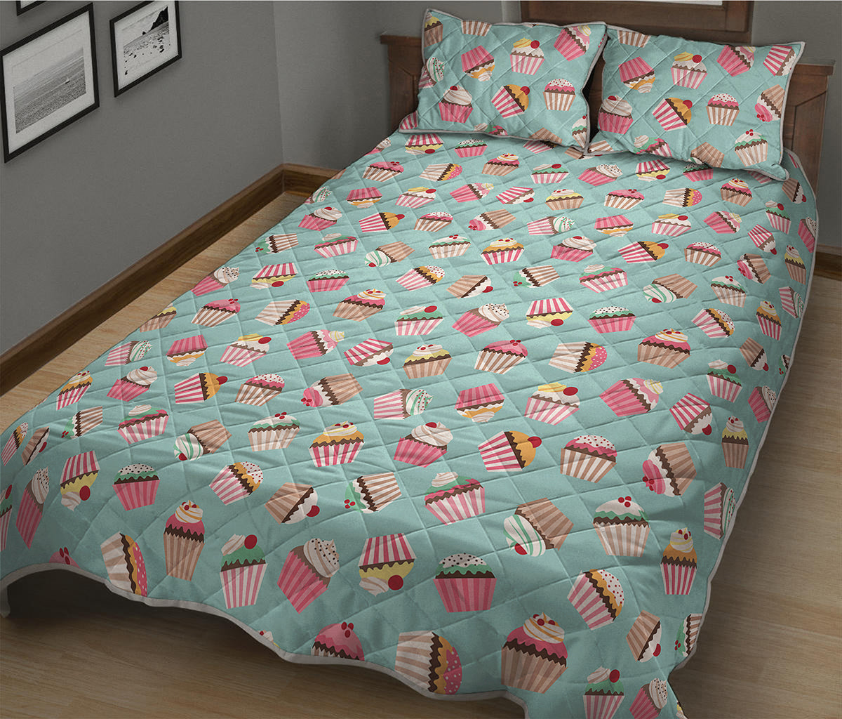 Pastel Cupcake Pattern Print Quilt Bed Set