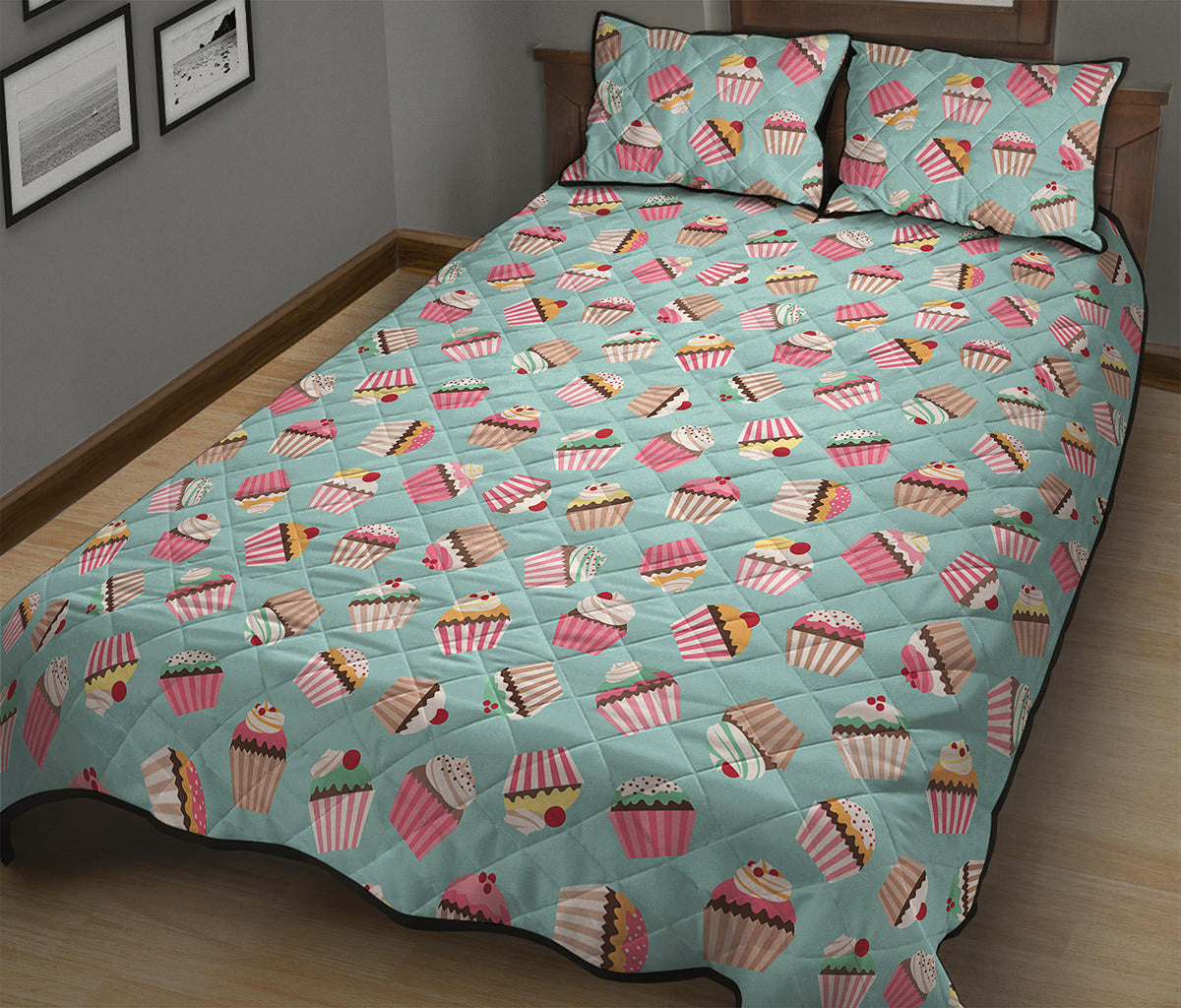 Pastel Cupcake Pattern Print Quilt Bed Set