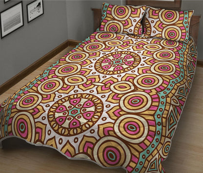 Pastel Ethnic Mandala Print Quilt Bed Set