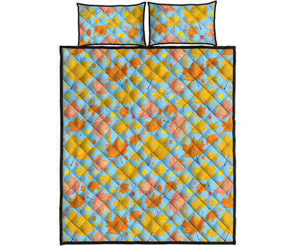 Pastel Maple Leaves Pattern Print Quilt Bed Set