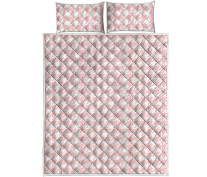 Pastel Pink And White Houndstooth Print Quilt Bed Set