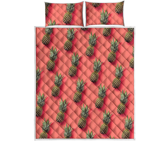 Pastel Pink Pineapple Pattern Print Quilt Bed Set