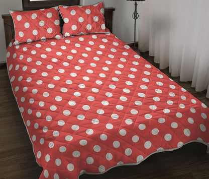 Pastel Red And White Polka Dot Print Quilt Bed Set