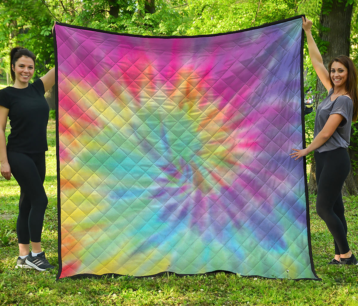 Pastel Spiral Tie Dye Print Quilt