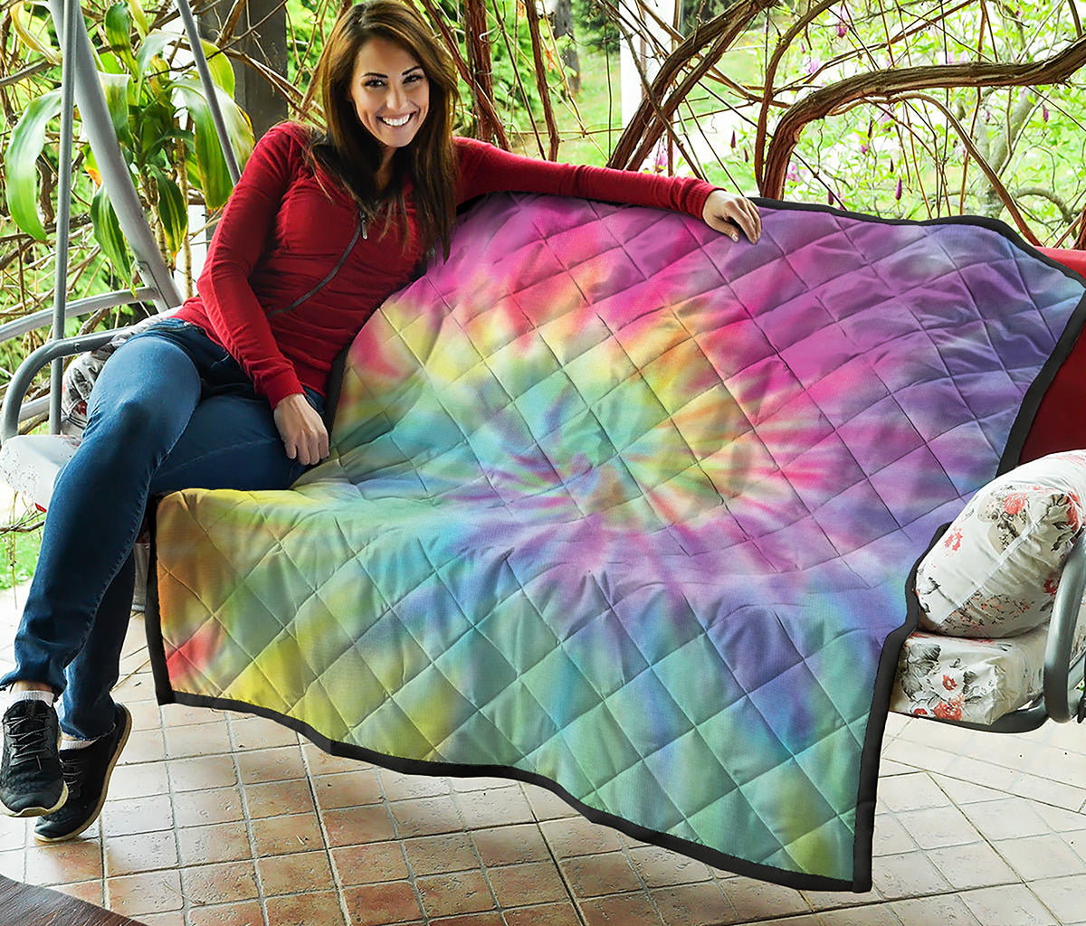 Pastel Spiral Tie Dye Print Quilt