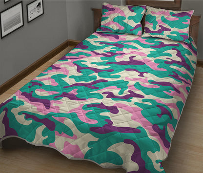 Pastel Teal And Purple Camouflage Print Quilt Bed Set