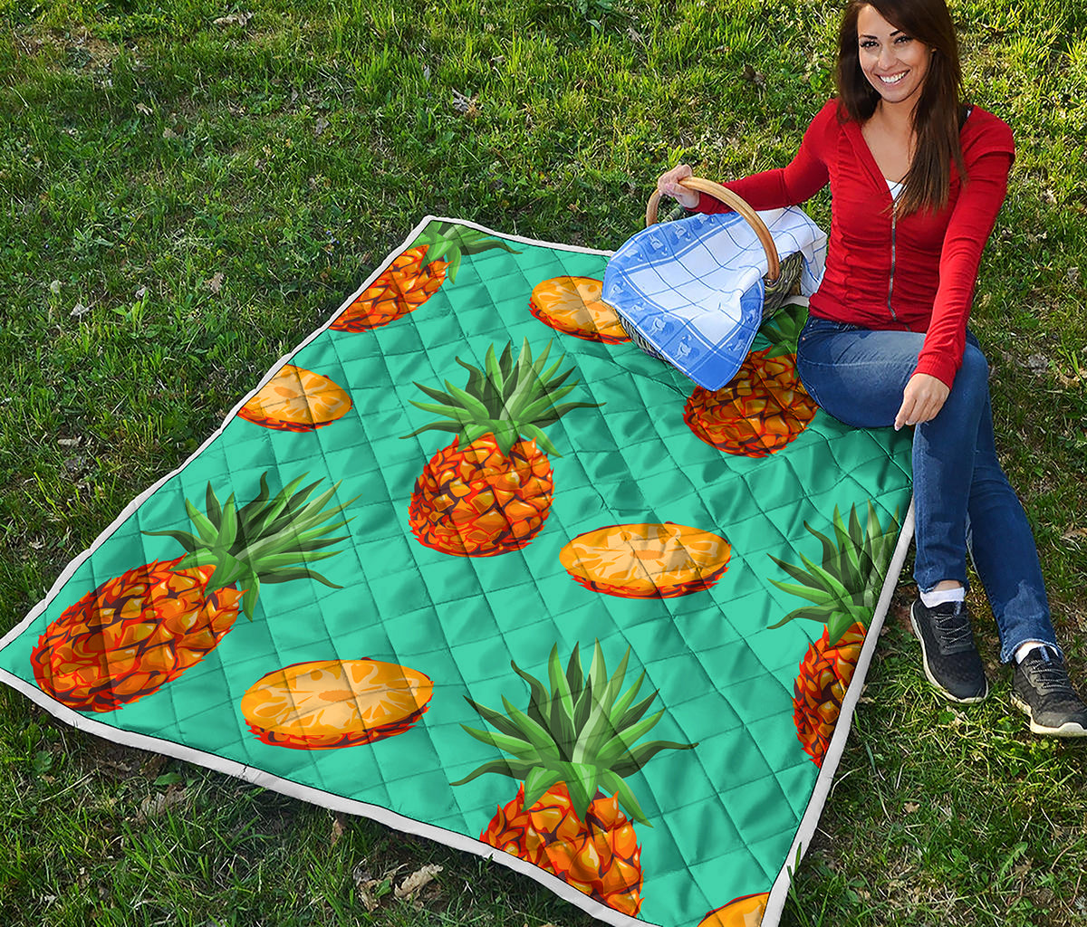Pastel Turquoise Pineapple Pattern Print Quilt