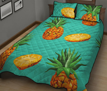 Pastel Turquoise Pineapple Pattern Print Quilt Bed Set