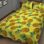 Pastel Yellow Pineapple Pattern Print Quilt Bed Set