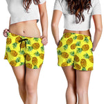 Pastel Yellow Pineapple Pattern Print Women's Shorts