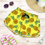 Pastel Yellow Pineapple Pattern Print Women's Shorts