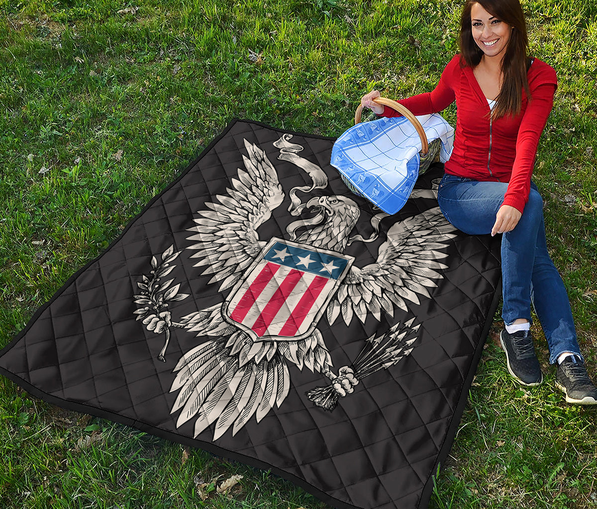 Patriotic USA Eagle Print Quilt